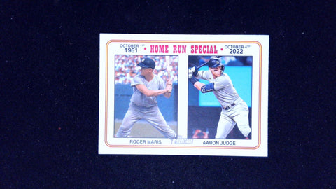 2023 Topps Heritage #100 Home Run Special (Roger Maris / Aaron Judge)