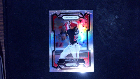 2024 Panini Prizm #129 James Wood Silver Prizms