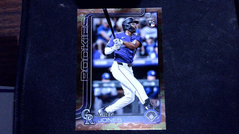 2025 Topps #36 Greg Jones Memorial Day Camo #/25