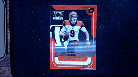 2020 Panini Chronicles #M-1 Joe Burrow Playoff Momentum SSD Rookies