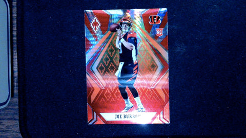 2020 Panini Phoenix #101 Joe Burrow Fire Burst