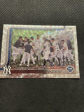2025 Topps #123 New York Yankees Silver Crackle Foilboard