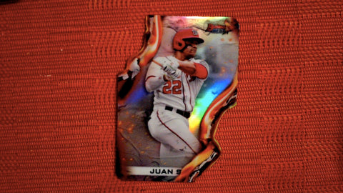 2021 Bowman's Best #HW-16 Juan Soto Heatwave Die-Cut