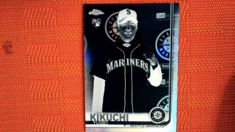 2019 Topps Chrome #73 Yusei Kikuchi Negative Refractor