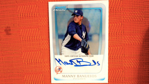 2011 Bowman Chrome #BCP133 Manny Banuelos Prospect Autographs
