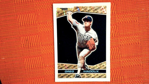1993 Topps #12 Greg Maddux Black Gold