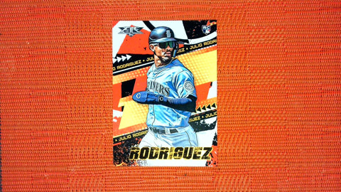 2022 Topps Fire #107 Julio Rodriguez