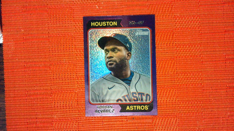 2023 Topps Heritage #304 Yordan Alvarez Chrome Purple Refractor
