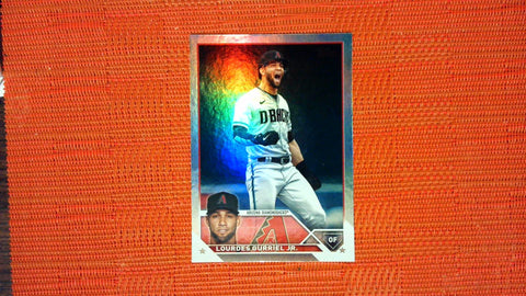 2023 Topps #579 Lourdes Gurriel Jr. Rainbow Foil