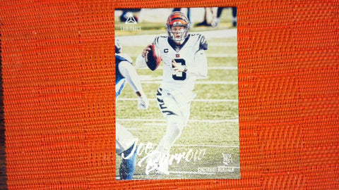 2020 Panini Chronicles #201 Joe Burrow Luminance Update Rookies