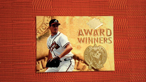 1994 Fleer Ultra Insert #18 Greg Maddux Award Winners Baseball Default Title