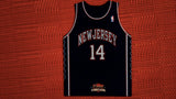 2009-10 Panini Threads Basketball #10 Derrick Favors Rookie Away Die-cut Jersey Default Title