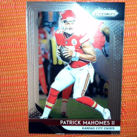 2018 Patrick Mahomes II Panini Prizm Base Kansas City Chiefs Card #102