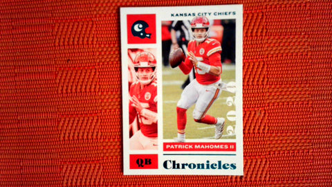 2020 Panini Chronicles Football Teal Parallel #47 Patrick Mahomes II Default Title