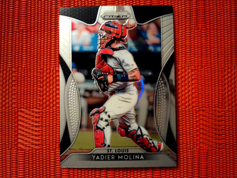 2019 Panini Prizm Baseball  8 Yadier Molina - St. Louis Cardinals (Base)