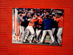 2020 Topps #33 Houston Astros - Team Card