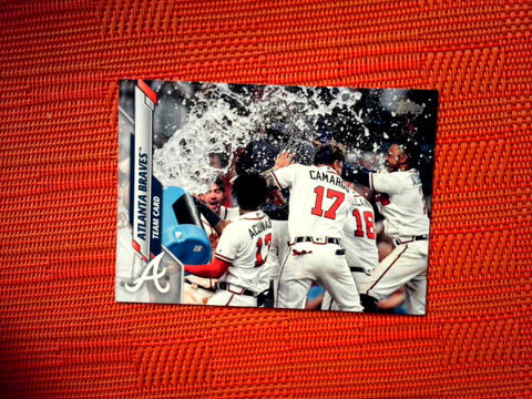 2020 Topps #218 Atlanta Braves - Team Card