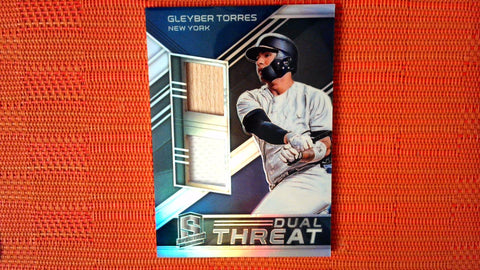 2019 Chronicles Spectra PrizmDual Threat Materials Gleyber Torres /199
