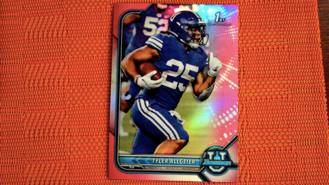 2021-22 Bowman U Football Pink Refractor #21 Tyler Allgeier Default Title