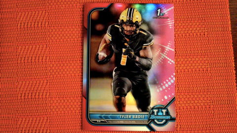 2021-22 Bowman U Football Pink Refractor #80 Tyler Badie Default Title