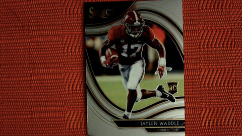 2021 Panini Chronicles Draft Picks Football Illusions #106 DeVonta Smith Rookie Default Title
