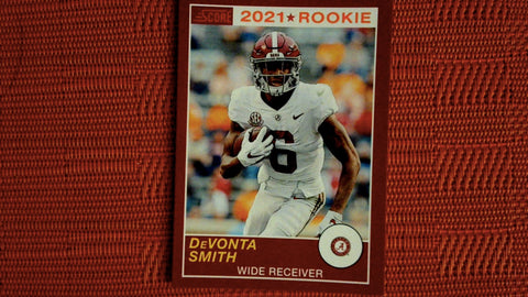 2021 Panini Chronicles Draft Picks Football Recon #137 DeVonta Smith Rookie Default Title