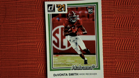 2021 Panini Chronicles Draft Picks Football Score #63 DeVonta Smith Rookie Default Title