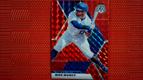 2021 Panini Mosaic Baseball Red #28 Max Muncy Default Title