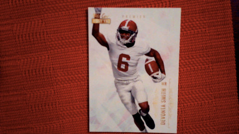 2021 Wild Card Matte #MBC-7 Devonta Smith Base Football Default Title