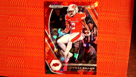 2021 Panini Prizm Draft Picks Football Red Prizm Cracked Ice Rookie #126 Tylan Wallace - Oklahoma State Cowboys/Baltimore Ravens