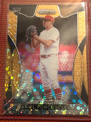 2019 Prizm Neon Orange Donut Circles #44 Daniel Ponce de Leon /150